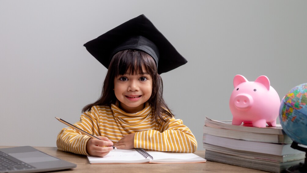 Saving for Your Childs Education: A Stress-Free Guide for Parents